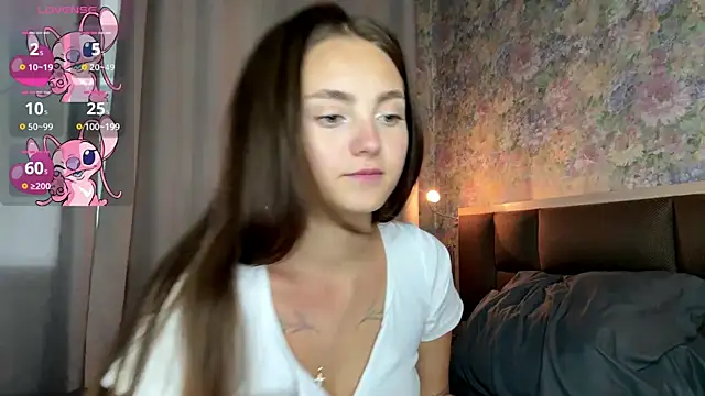 Chat XXX en directo de LoraDavi