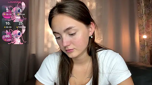LoraDavi's Live XXX Chat