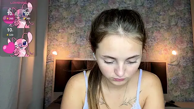 LoraDavi Adlı Modelin Canlı XXX Sohbeti
