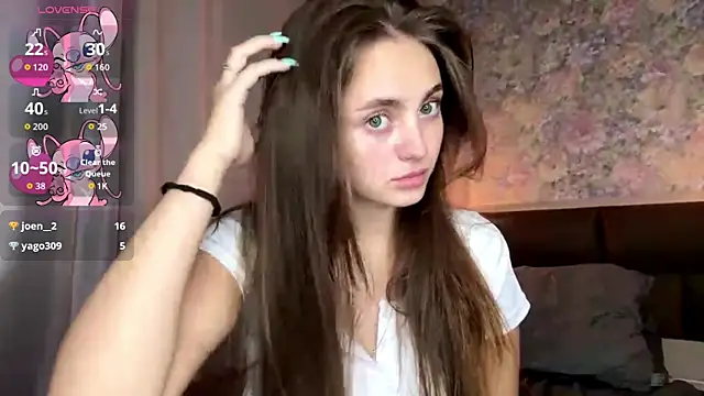 LoraDavi live XXX chat