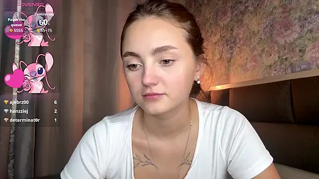 LoraDavi's Webcam Show