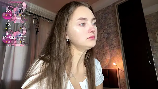 LoraDavi Adlı Modelin Canlı XXX Sohbeti