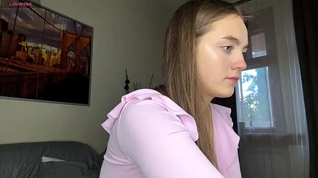 Chat +18 de LoraDavi ao vivo