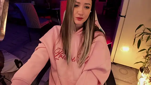 Sserendipityy Live XXX-Chat