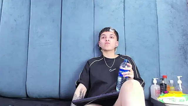 Megan_Thompson_ Live XXX-chat