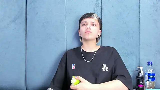 Megan_Thompson_'s Live XXX Chat