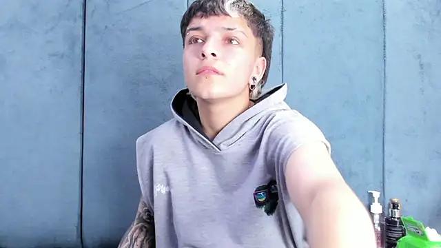 Megan_Thompson_ XXX чат на живо