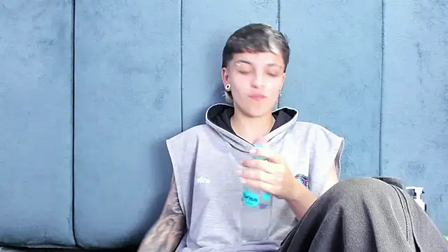 Megan_Thompson_'s Live XXX Chat