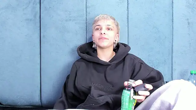 Megan_Thompson_'s Live XXX Chat