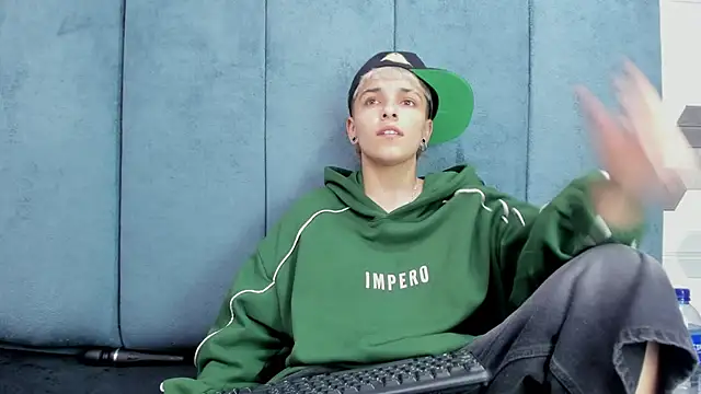 Megan_Thompson_'s Live XXX Chat