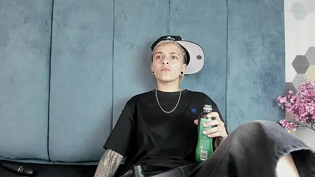 Megan_Thompson_'s Live XXX Chat