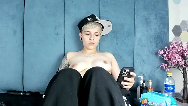 Megan_Thompson_'s Webcam Show
