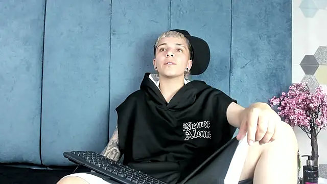 Megan_Thompson_'s Live XXX Chat