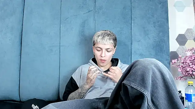 Megan_Thompson_'s Live XXX Chat