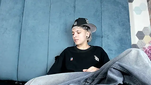 Chat +18 de Megan_Thompson_ ao vivo