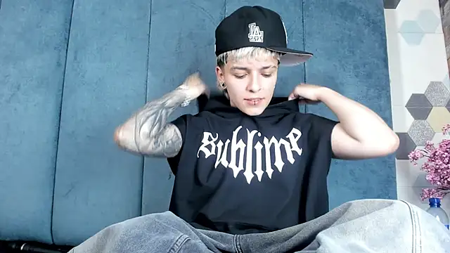 Megan_Thompson_'s Live XXX Chat