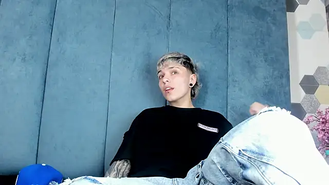 Megan_Thompson_ webcam show