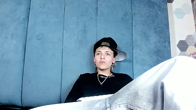 Megan_Thompson_'s Live XXX Chat