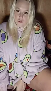Bella_Squirtsn Webbikameraesitys