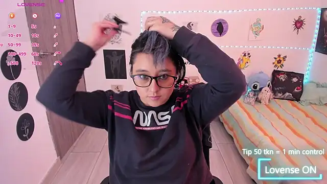 XXX chat uživo modela Cherry_blush_
