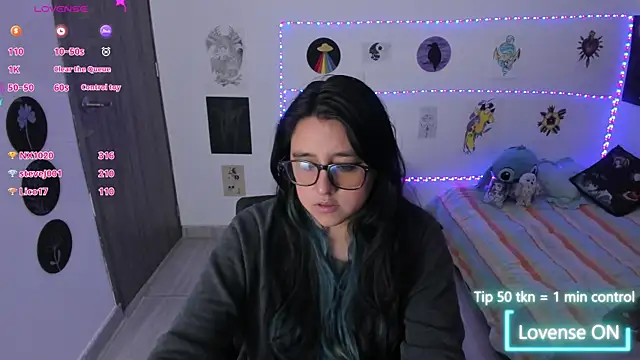 Chat +18 de Cherry_blush_ ao vivo