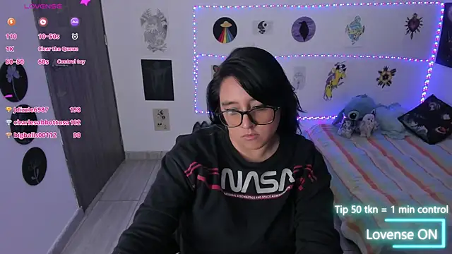 Cherry_blush_'s Live XXX Chat