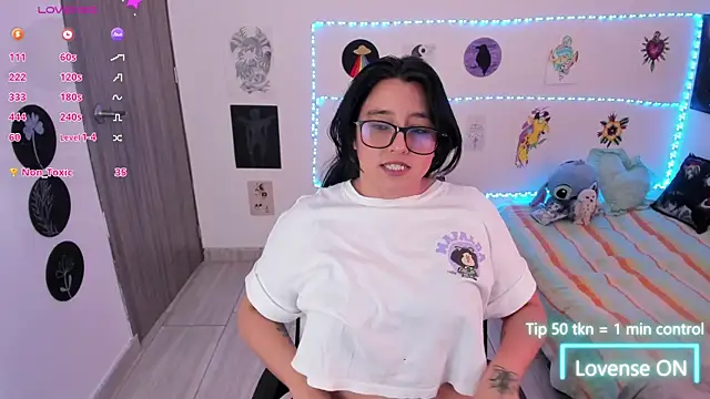 Cherry_blush_'s Live XXX Chat