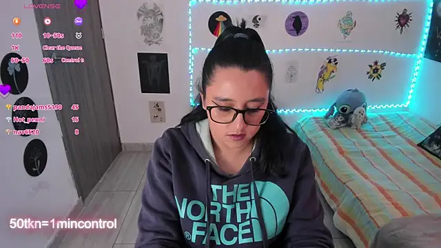 Sala de chat en directo de Cherry_blush_