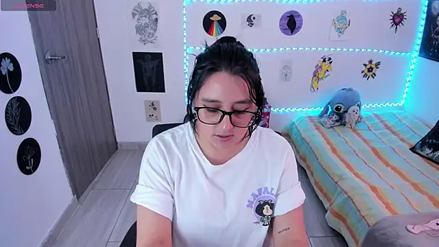 Živý XXX chat Cherry_blush_