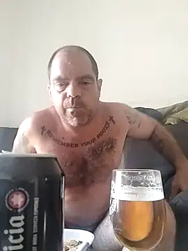 Mirkainvikta Pertunjukan Webcam