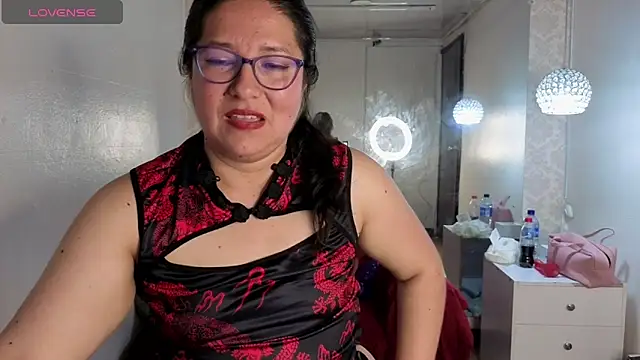 Chat +18 de scarlett_widow_ ao vivo