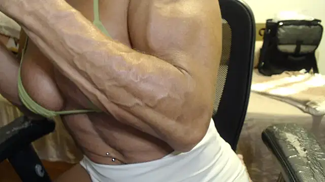 Stronggsexy's Live XXX Chat