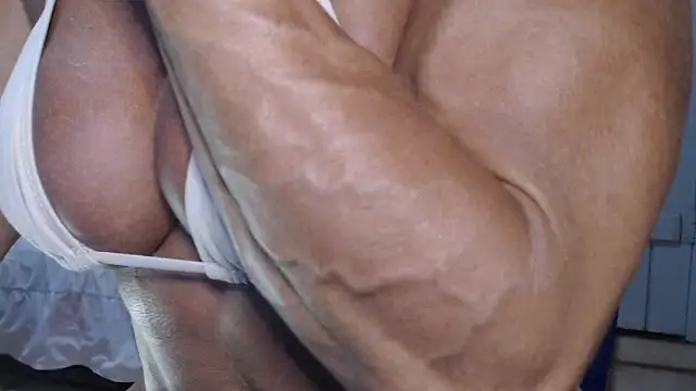 XXX chat uživo modela Stronggsexy