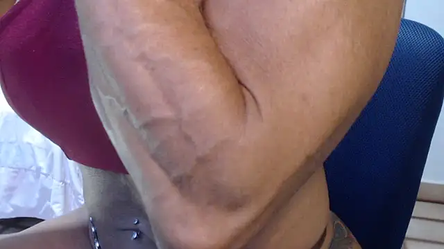 Show de Stronggsexy na webcam