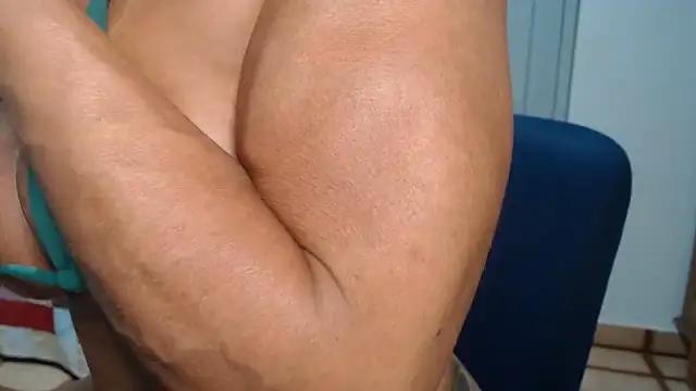 Show de Stronggsexy na webcam