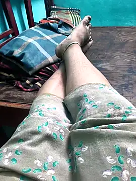 عرض كام Villageanuty