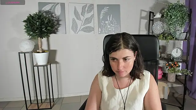 MartaEdams' Live XXX Chat