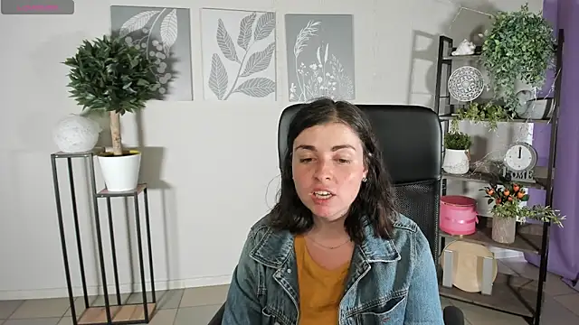 MartaEdams' Live XXX Chat