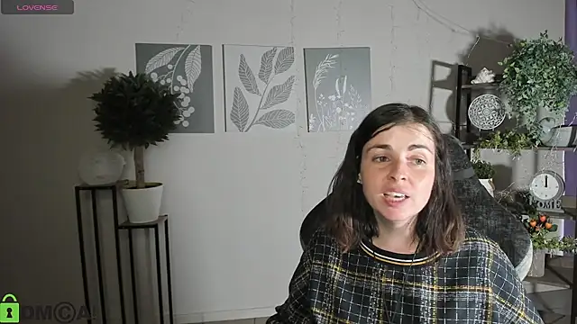 MartaEdams Adlı Modelin Canlı XXX Sohbeti
