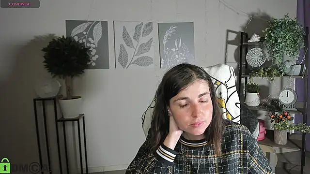MartaEdams' Live XXX Chat
