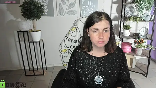 دردشة MartaEdams الجنسية المباشرة