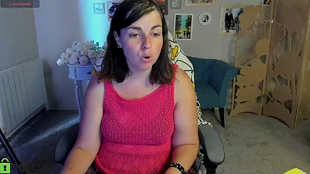 MartaEdams 라이브 XXX 채팅