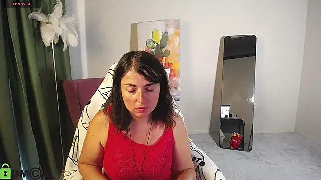 دردشة MartaEdams الجنسية المباشرة