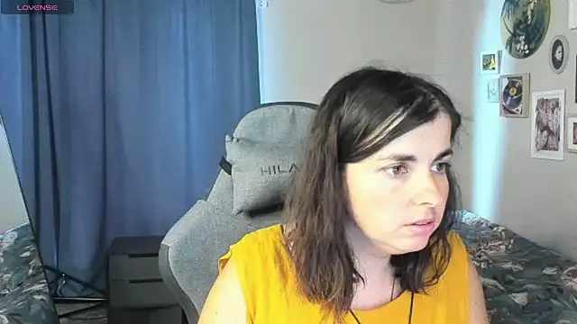 MartaEdams' Live XXX Chat