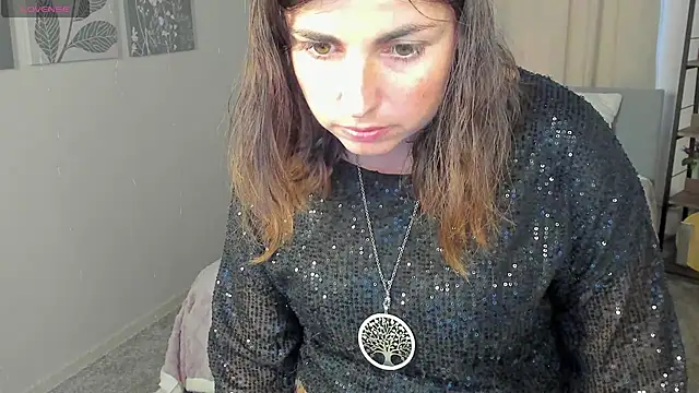 MartaEdams' Live XXX Chat