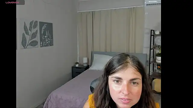 MartaEdams live XXX chat