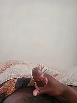 zulujhgfgghjj Adlı Modelin Web Kamerası Şovu