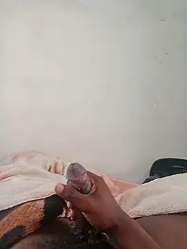 zulujhgfgghjj Adlı Modelin Web Kamerası Şovu