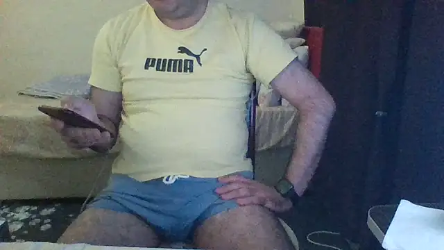 st206boy Show in webcam