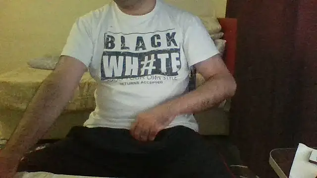 st206boy Show in webcam